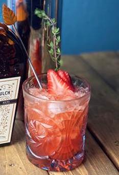 Berry Smash cocktail