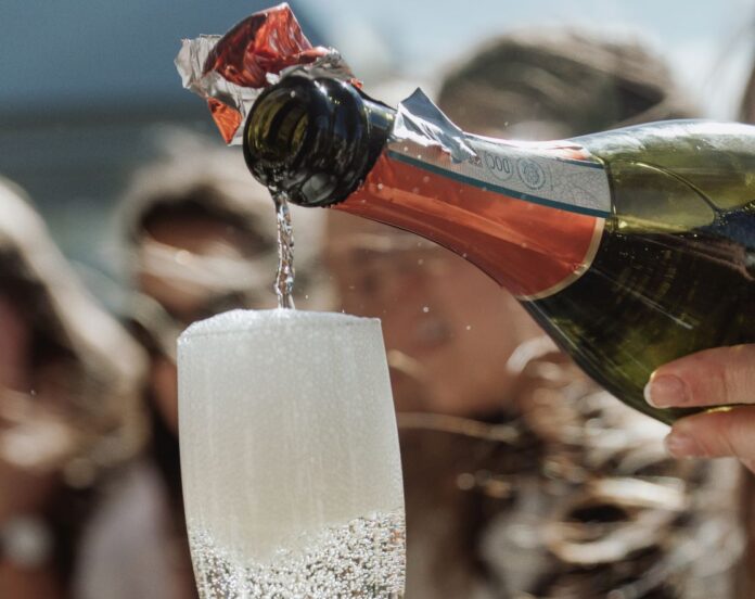 sparkling wine wines review reviews top best 2021 holiday christmas season ratings grade grades