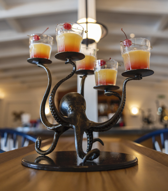 The Sh-oct-a-pus cocktail at Loose Canno
