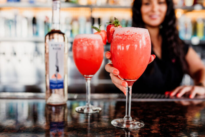 Hampton Water Frosé cocktails atRock & Brews
