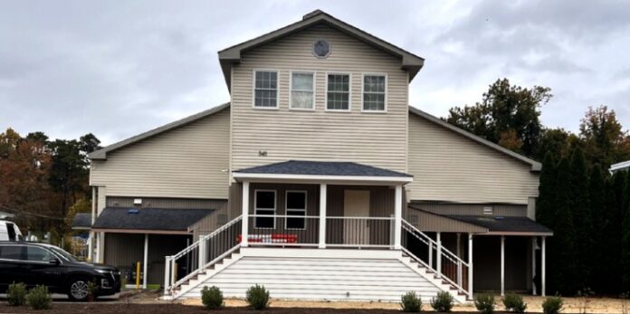 Far & Dotter's New Jersey storefront.