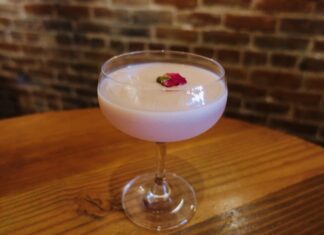 War of the Roses War of the Roses cocktail