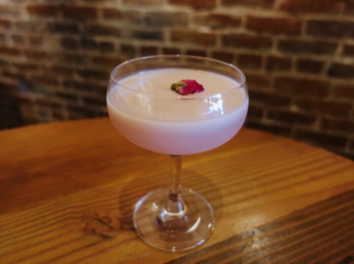 War of the Roses cocktail