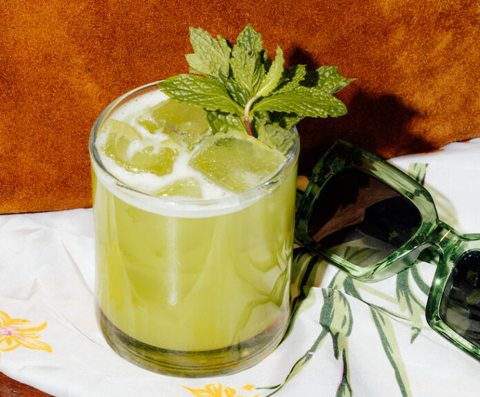 Oh Snap cocktail