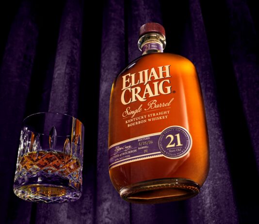 Heaven Hill Unveils 21YO Elijah Craig Single Barrel Bourbon elijah craig 21 year years old single barrel bourbon heaven hill